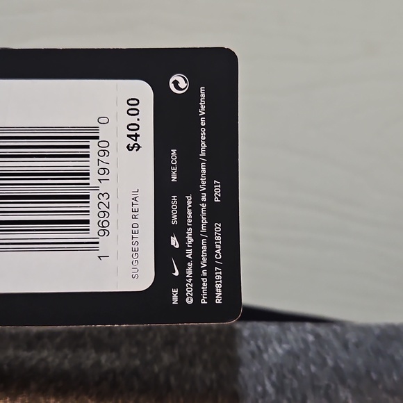 NIKE 3 BRAND 2 PIECE TODDLER SET: POLO/SHORTS:GRAY/BLACK: NEW WITH TAGS: SIZE 4T - Picture 4 of 5